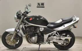 SUZUKI BANDIT 1200 2001 GV77A