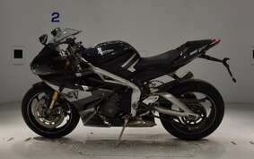 TRIUMPH DAYTONA 765 2020