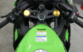 KAWASAKI ZX-25R ZX250E