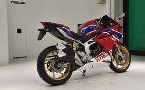 HONDA CBR250RR A MC51