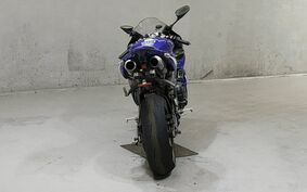 YAMAHA YZF-R1 2005 RN13