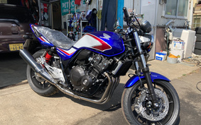 HONDA CB400SF 2023 NC42