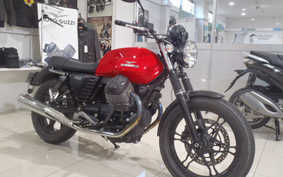 MOTO GUZZI V7 STONE 2014 LWJB