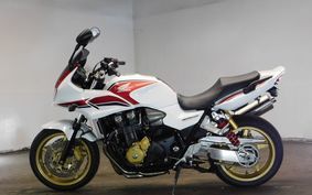 HONDA CB1300SB SUPER BOLDOR 2013 SC54