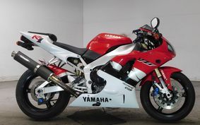 YAMAHA YZF-R1 1999 RN01