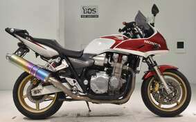 HONDA CB1300SB SUPER BOLDOR A 2006 SC54