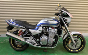 HONDA CB1300SF SUPER FOUR 2000 SC40