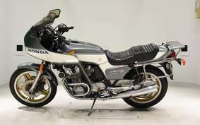 HONDA CB900F 2022 SC01