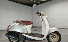 HONDA CREA SCOOPY I AF55