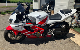 HONDA CBR600F4 I 2002 PC35