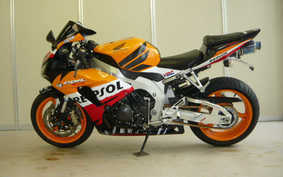 HONDA CBR1000RR 2007 SC57