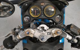 HONDA CBR150R NCB150