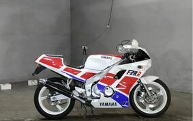 YAMAHA FZR250 R 3LN