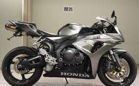 HONDA CBR1000RR 2006 SC57