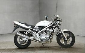 SUZUKI BANDIT 250 GJ77A