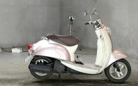 HONDA CREA SCOOPY I AF55