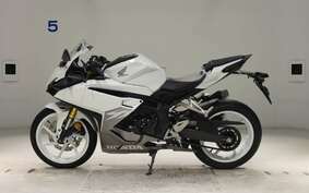 HONDA CBR250RR A MC51