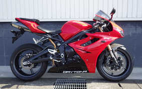 TRIUMPH DAYTONA 675 2011 MD1066