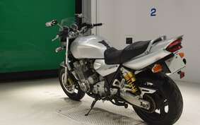 YAMAHA XJR1300 1999 RP01J