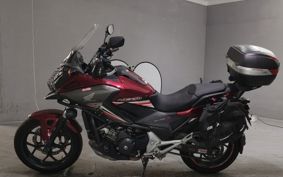 HONDA NC750X RC90