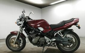 SUZUKI BANDIT 250 GJ74A