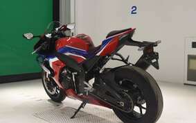 HONDA CBR1000RR R 2021 SC82