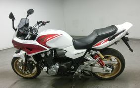 HONDA CB1300SB SUPER BOLDOR 2012 SC54