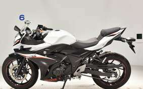 SUZUKI GSX250RA DN11A