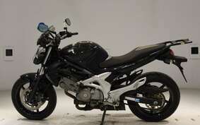 SUZUKI GLADIUS 650 2011