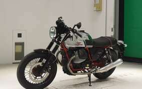 MOTO GUZZI V7 RACER 2015