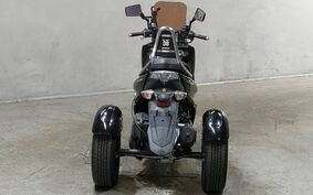 YAMAHA S-MAX TRIKE SG27