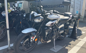 TRIUMPH STREET TRIPLE R 2023 HDA604