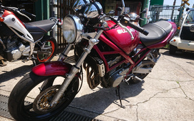 SUZUKI BANDIT 250 GJ77A