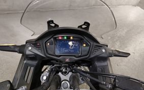 HONDA VFR800X RC80