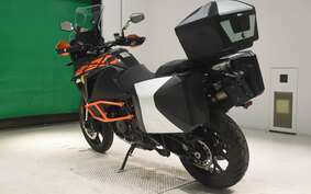 KTM 1290 SUPER ADVENTURE S 2020