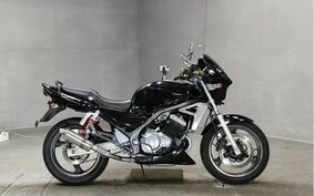 SUZUKI GSX250FX ZR250C