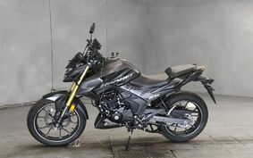 HONDA HORNET 200 不明