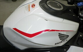 HONDA CBR250RR A MC51