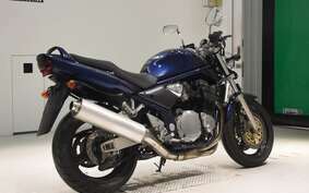 SUZUKI BANDIT 1200 2000 GV77A