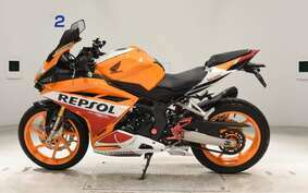 HONDA CBR250RR A MC41