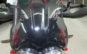 MOTO GUZZI V85 TT 2022