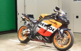 HONDA CBR1000RR 2004 SC57