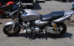 YAMAHA XJR1300 1998 RP01J