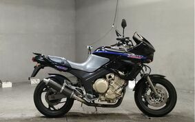 YAMAHA TDM850 1992 4EP