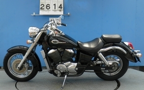 HONDA SHADOW 750 RC44