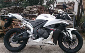 HONDA CBR600RR 2008 PC40