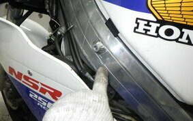 HONDA NSR250R MC18