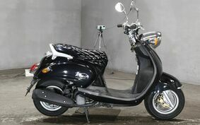 YAMAHA VINO 125 SE24