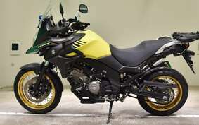 SUZUKI DL650 ( V-Strom 650 ) XTA C733A