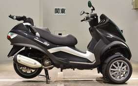 PIAGGIO MP3 250